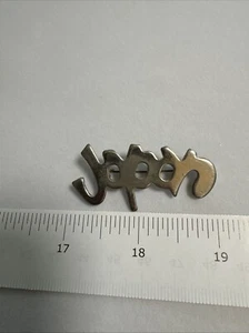 Silver Metal Japan Pin. 2 Inches Wide. - Bild 1 von 5