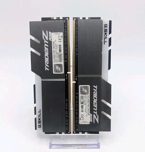 G.Skill Trident Z RGB 16GB (2x8GB) RAM DDR4 3200MHz F4 CL16 Intel XMP 2.0 Ready - Zdjęcie 1 z 7