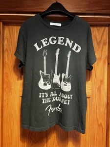 Daydreamer Fender Legend T-Shirt Grey Cotton Größe Medium M grau Gitarre - Bild 1 von 6