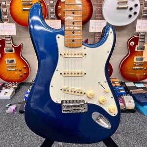 Guitarra Eléctrica Tokai SS-40 Silver Star Negro Hecho en Japón Azul - Imagen 1 de 11