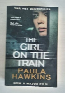 The Girl On The Train By Paula Hawkins - Paperback - Picture 1 of 8