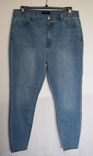 Forever 21 Womens Distressed Blue Jeans Cotton Blend Straight High Waist 14
