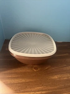 Vintage Tupperware Servalier Serving Brown Bowl 858-5 With Clear Lid 859-3 - Picture 1 of 12