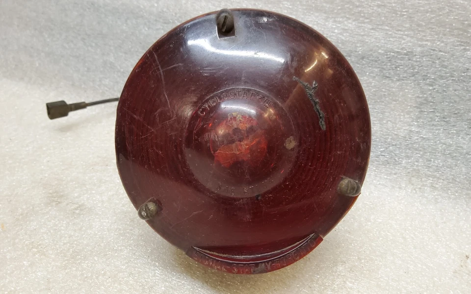 Signal-stat Cyclostat II SAE-ST164 Tailight Assembly - Image 1 of 1