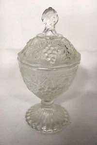 Vintage Indiana Glass Candy Dish with lid, has a Spiral Knob (89) - Picture 1 of 2