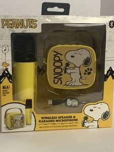 Peanuts Snoopy Wireless Speaker & Karaoke Microphone - Bild 1 von 4