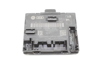 Centralina porta anteriore AUDI A6 4G2, C7, 4GC 4G8959792J 4G8959792G 2015 - Immagine 1 di 4