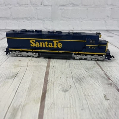 HO Scale Athearn  SD-45 Diesel Locomotive Train Santa Fe Blue  #1762 - Image 1 of 4