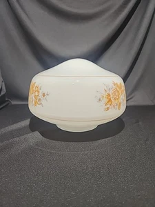 Milchglas Deckenleuchte Kugel 8" breit x 6,5" hoch mit einer Öffnung von 4" - Bild 1 von 6