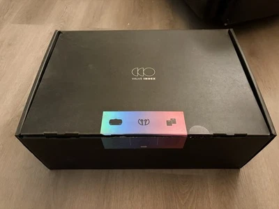 Valve Index Full Kit: Headset, 2x Base Station 2.0, 2x Knuckles Controllers - Image 1 of 4