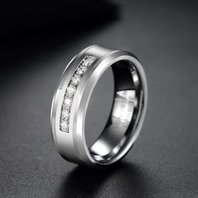 Anillo de boda de circonita cúbica de tungsteno de 8 mm para hombre ajuste cómodo Foto 1 de 4