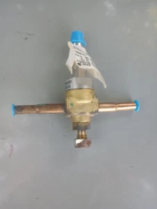 Emerson 053236 200RB2T2T 1/4 ODF Weld Refrigerant Solenoid Valve - Picture 1 of 4