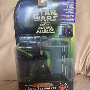 Kenner Star Wars Luke Skywalker - Force F/X - With Glowing Lightsaber & action - Picture 1 of 3