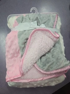 Crib mates Baby Blanket Pink Gray White Sherpa Minky Dots Patchwork Square Bumps - Picture 1 of 3