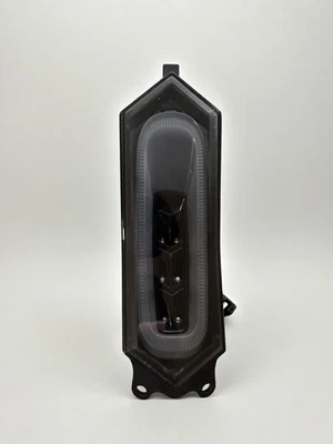 LUZ TRASERA INTEGRADA YAMAHA YZF-R7 2022+ Foto 1 de 4