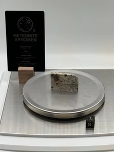 Djoua 001 - Ungruppierter Achondrit - Aubrit - 12,2g - Meteoritenscheibe - Bild 1 von 14