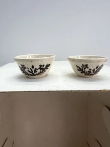 1:12 Vintage Artisan Pottery Bowls Glazed Signed Dollhouse Miniature Decoration - Picture 1 of 10