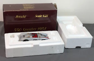 CMC JAMES DEAN 1954 550 SPYDER PORSCHE SCALE 1:24 In Box, NO Paperwork AS-IS - Imagen 1 de 24