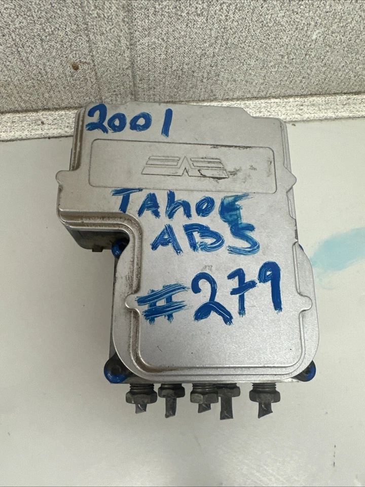 13354746 Chevrolet Tahoe 2001 ABS módulo de control de bomba de freno antibloqueo 599-861 Foto 1 de 4