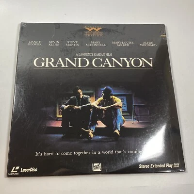 Grand Canyon - Lawrence Kasdan / Danny GLover Kevin Kline Steve Martin Laserdisc — 第 1/2 张图片