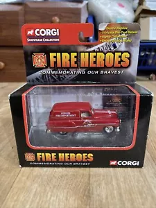 2001 CORGI FIRE HEROES 1953 PONTIAC VAN Deputy Chief NEWARK FIRE DEPT New - Picture 1 of 4
