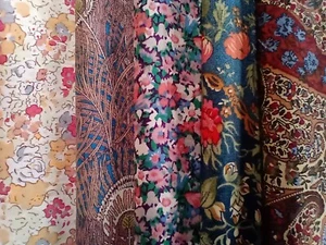 5 different pieces of Liberty Tana Lawn cotton Scrap Pack Size 14 x 19 cm - Picture 1 of 6