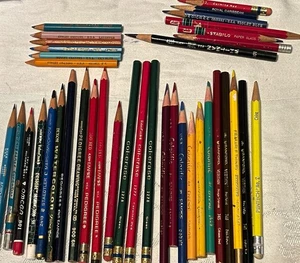 Matite da disegno colorate lotto vintage colorific PrismaColor Verithin Eagle più 30+ pezzi - Foto 1 di 5