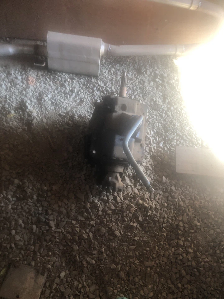 73-80 GMC CHEVY TRUCK SM465 4-СТУПЕНЧАТАЯ МЕХАНИЧЕСКАЯ КОРОБКА ПЕРЕДАЧ чугун работает хорошо - Изображение 1 из 3