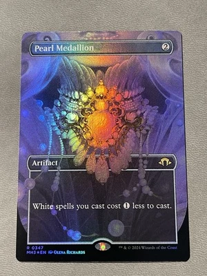 Pearl Medallion (Borderless) MTG Modern Horizons 3 Foil NM - Image 1 of 2