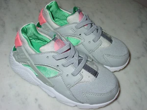 2017 Nike Huarache Run Wolf Grey/Sunset Pulse/Green Toddler Shoes! Size 9C  - Picture 1 of 12