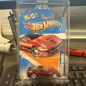 Hot Wheels Super Treasure Hunt Ferrari 599XX 2012 - Foto 1 di 8