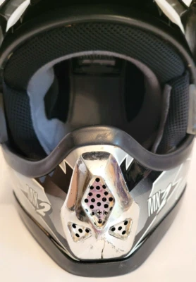 Raider MX 2 Sports Helmet YL Factory Racing Power Youth Lg Black/Silver A-627 Foto 1 de 4