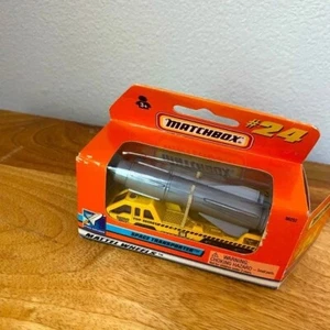 MATCHBOX - 1999 MATTEL WHEELS #24 - SPACE TRANSPORTER - NEW /SEALED MODEL - Picture 1 of 5