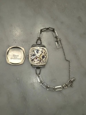 Reloj Art Deco para dama años 20 - Swiss Avia 15J - 18K GF - funcionando Foto 1 de 4