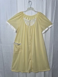 Vintage 60’s Yellow Robe Sz XL Short Sleeve Satin Trim Embroidered Button Up - Picture 1 of 15