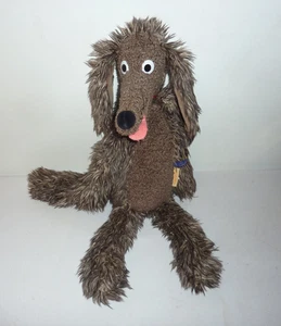 Peluche apestoso L’Ecole des Loisirs French Dumpster the Dog 19" de Moulin Roty - Imagen 1 de 4