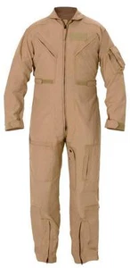 Authentic US Military Flyers Desert Tan Flight Suit CWU-27/P NOMEX size 44S NEW - Picture 1 of 2