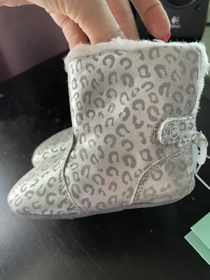 Toddlers Faux Fur Baby Boots 12-18 Months - Image 1 of 4
