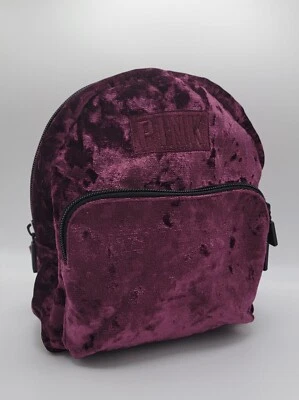 Mini Mochila Victoria's Secret Terciopelo Rosa Logo Negro y Dorado Foto 1 de 4