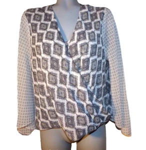 Top da carriera nuovo con etichette, CATO avorio/grigio/nero/abbronzatura orlo alto maniche a campana poli taglia large - Foto 1 di 8