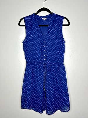 Vestido para mujer GUESS sin mangas azul lunares cintura ceñida talla pequeña verano Foto 1 de 4