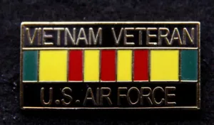 US AIR FORCE VIETNAM WAR SERVICE MEDAGLIA NASTRO BAVERO CAPPELLO SPILLA VETERINARIO POW MIA AFB USAF - Foto 1 di 24