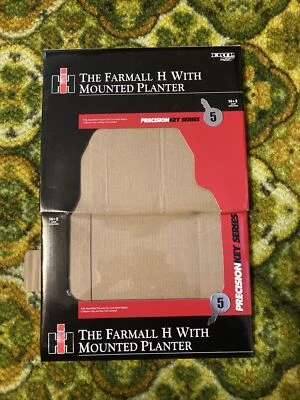 Empty ERTL toy box for the Farmall H with mounted planter - Image 1 of 2