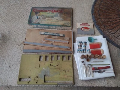 ANTIGUO JUEGO DE QUÍMICA DE JUGUETE GILBERT 1936 VINTAGE PARA PIEZAS/BOTELLAS DE MADERA MANUAL Foto 1 de 4
