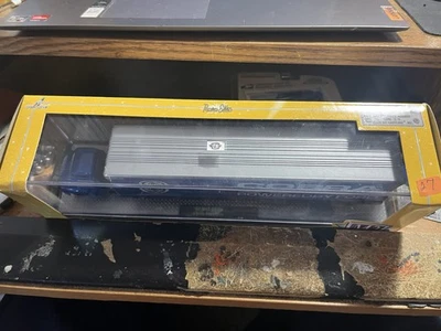 M2 AUTO-HAULERS COBRA 1956 FORD C-500 COE & SHELBY COBRA TRAILER - Image 1 of 4