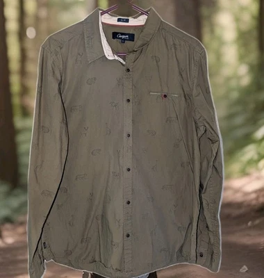 CHEVIGNON Men's "Slim" Long Sleeve Button-up Shirt w/Animal Graphics - Size L - Image 1 of 4