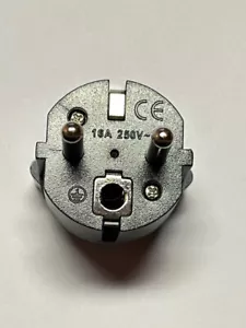 Reise-Adapter Deutschland auf Schweiz Schukostecker Steckdose Netzadapter CH DE - Bild 1 von 7