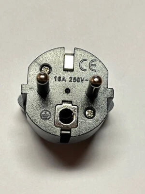 Reise-Adapter Deutschland auf Schweiz Schukostecker Steckdose Netzadapter CH DE - Bild 1 von 4