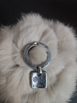 Authentic Vintage Chanel No. 5 Silver Ring with Square Charm – Size US 6.5 - Image 1 of 4