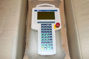 Rexroth/Indramat BTC06.2A-F-EN3-FW SYSTEM200 Teach Pendant 285855 New - Picture 1 of 5